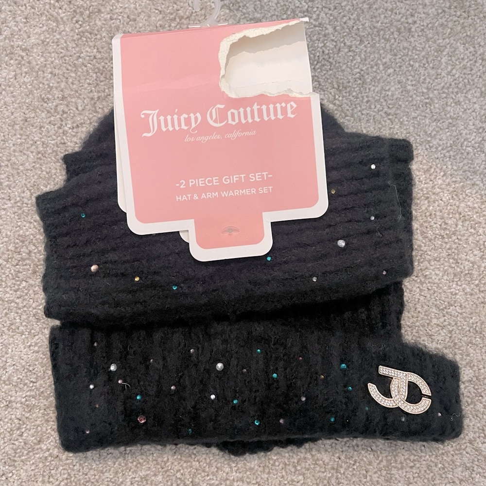 *BRAND NEW* Black Juicy Couture Hat & Arm Warmer Set